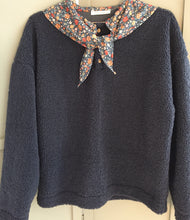 Cargar imagen en el visor de la galería, GLOBE SWEATER
